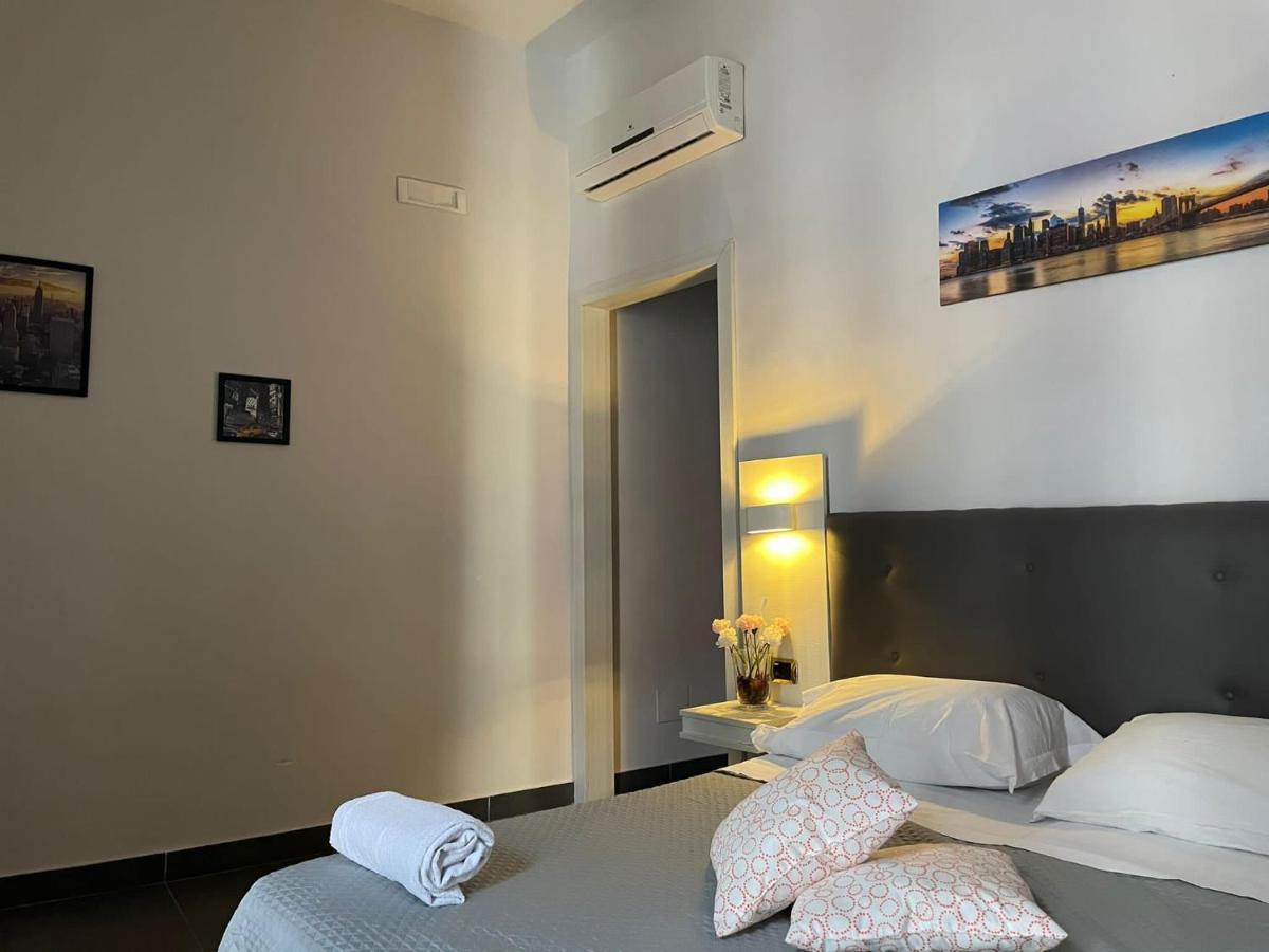 Oceania Hotels Napoli Luaran gambar
