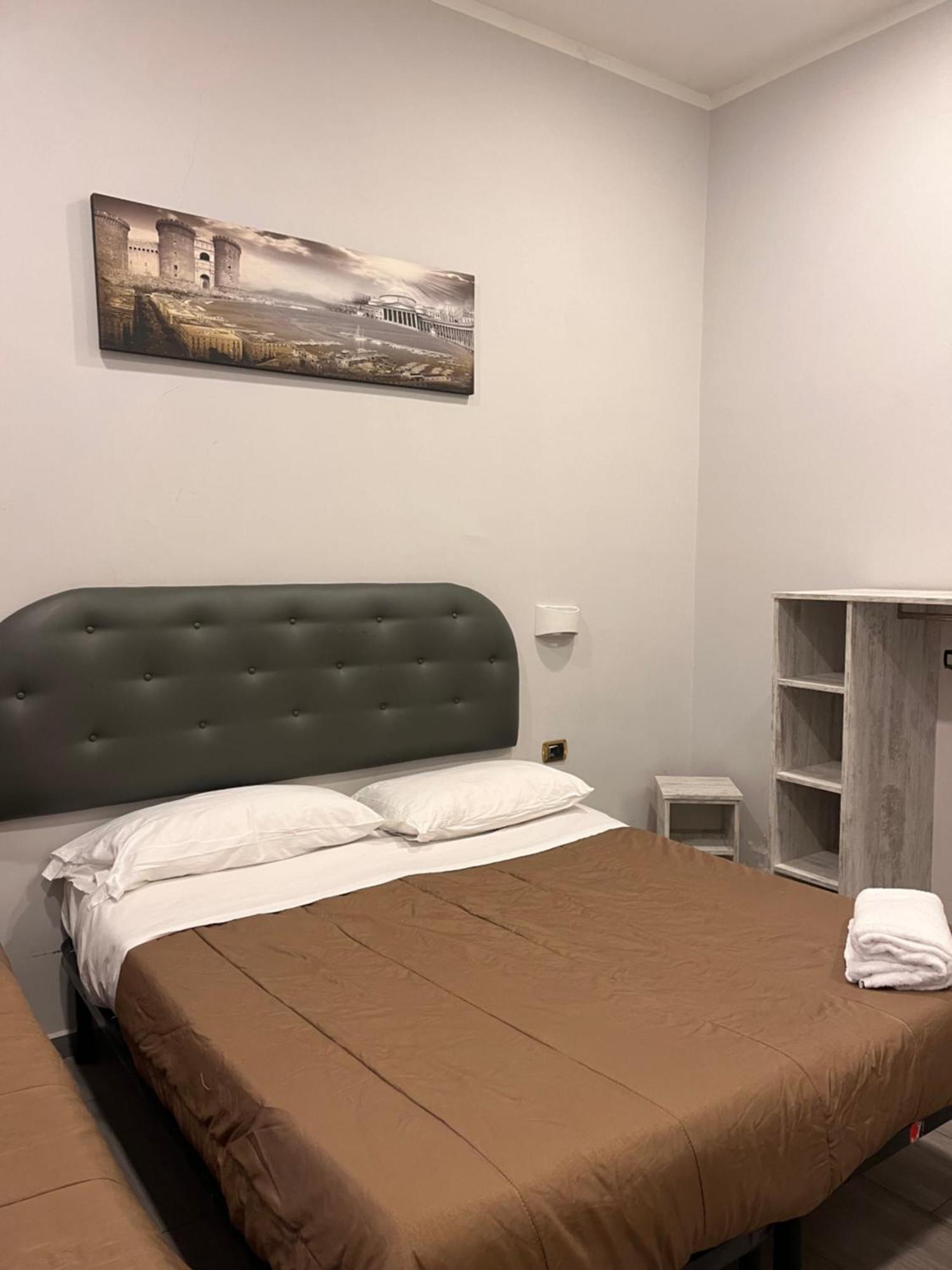Oceania Hotels Napoli Luaran gambar