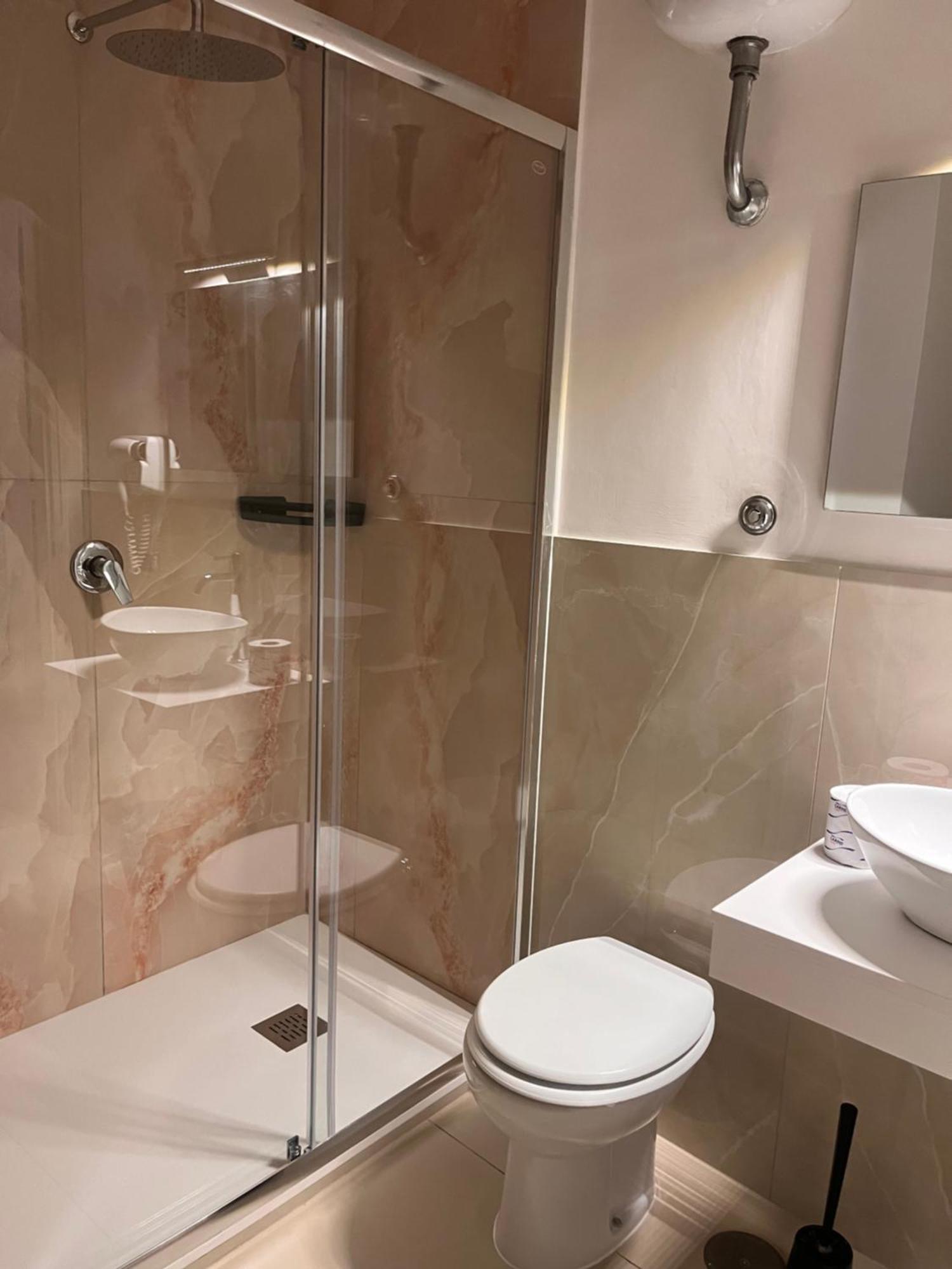 Oceania Hotels Napoli Luaran gambar